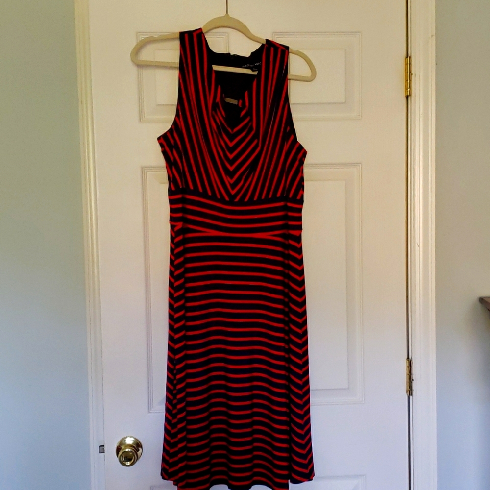 Sleeveless dress